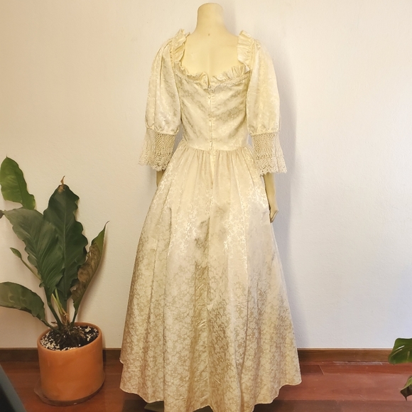 Vintage 70s Renaissance Gunne Sax Wedding Dress - Picture 13 of 13